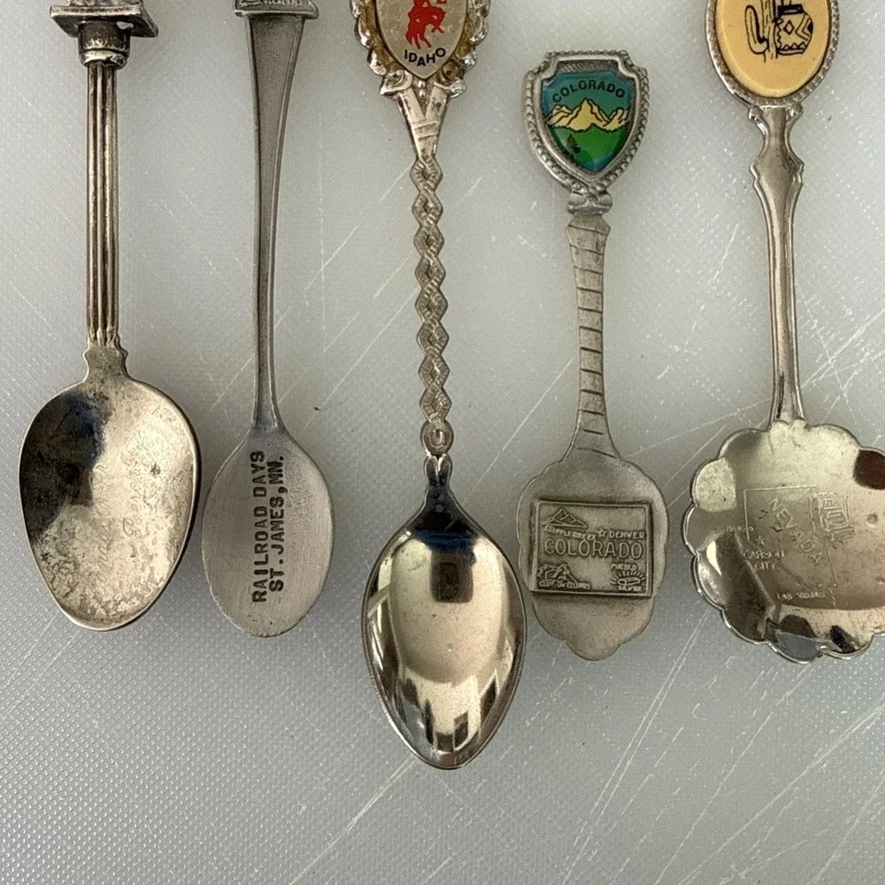 Lot of 13 State/Country Collector Spoons BC, ID, GA, NV, CO, W.VA, MN, PA, CA